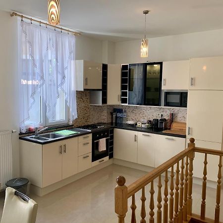 Appartement Chez Agnes Brussel Bagian luar foto