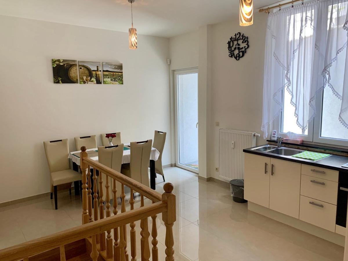 Appartement Chez Agnes Brussel Bagian luar foto